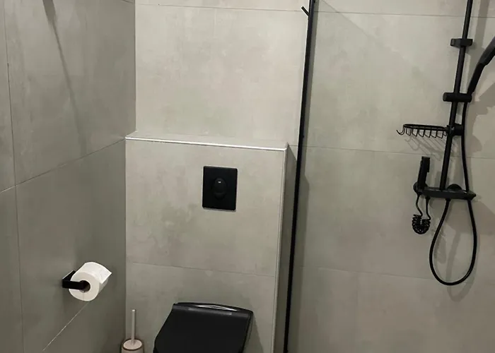 Deos Thassos 公寓 *